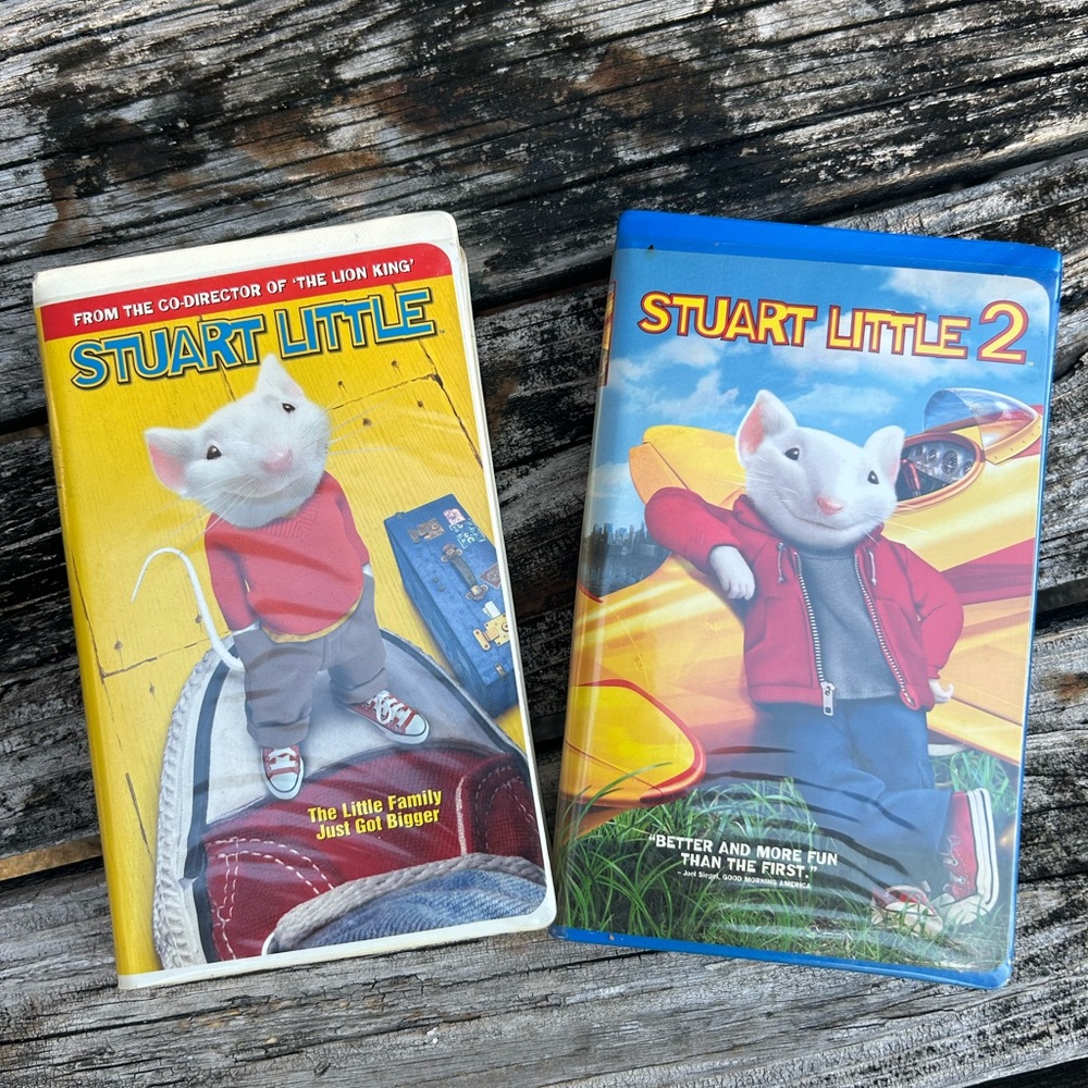 Stuart Little (1999) and Stuart Little 2 (2002) VHS Home Video Cassettes & Cases